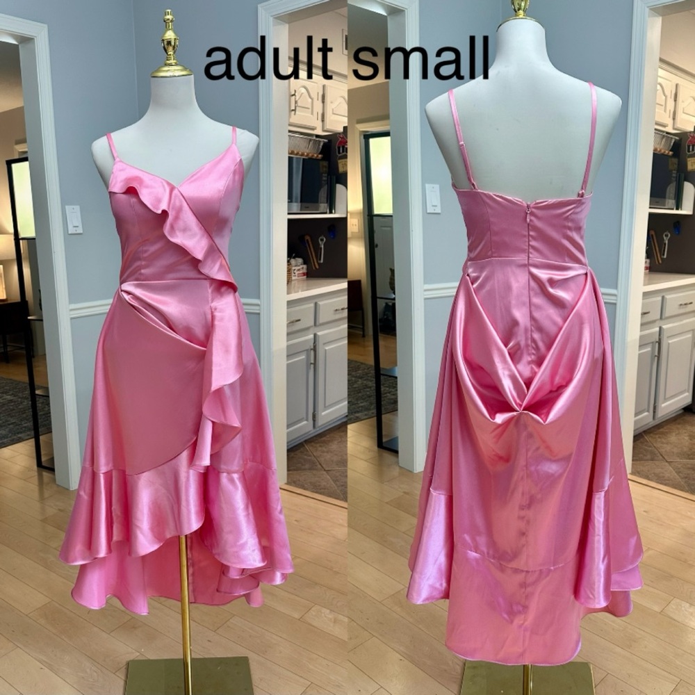Ruffled dress AS several colors